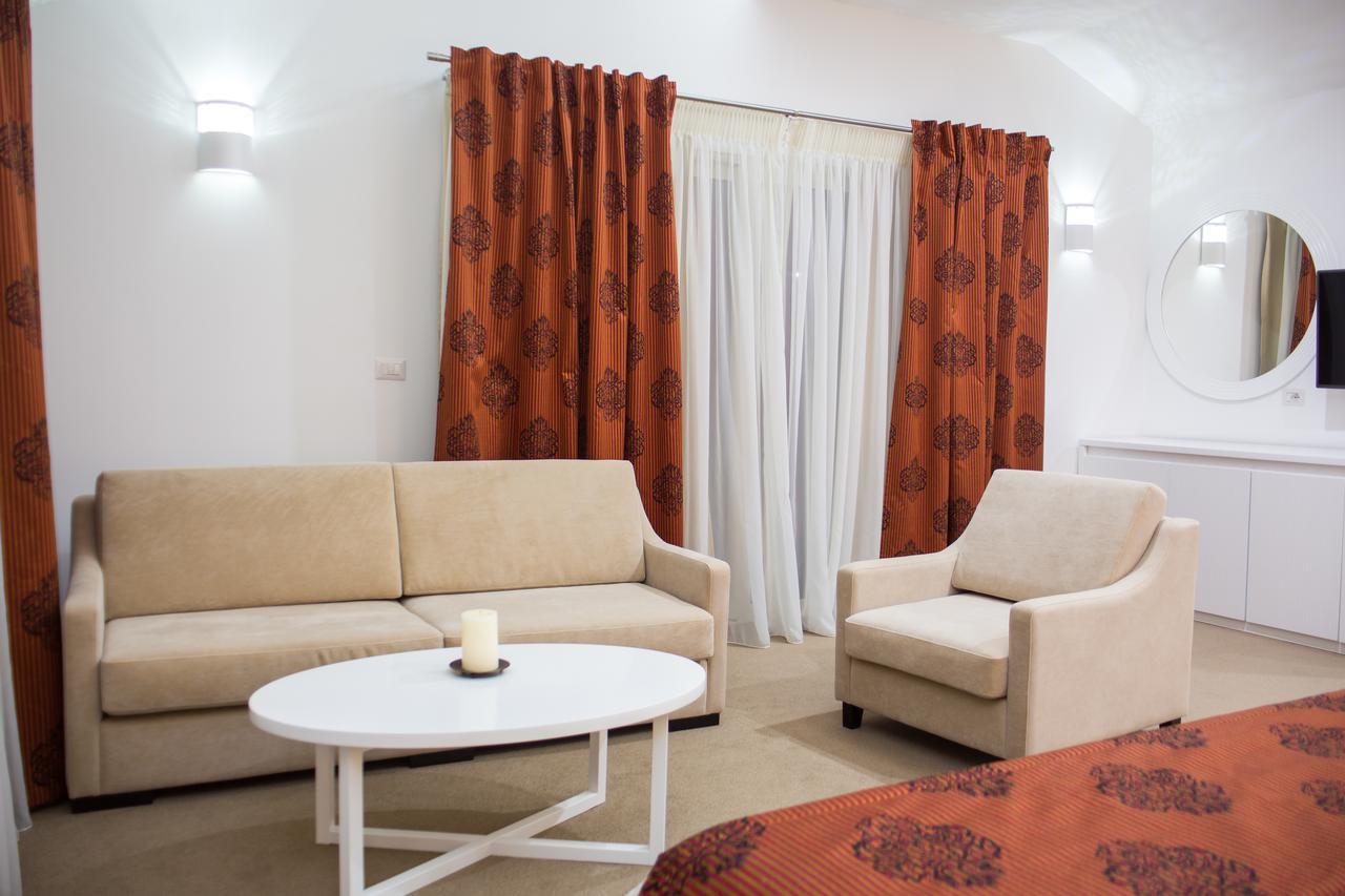 Santa Quaranta Premium Resort Sarandë Exterior foto